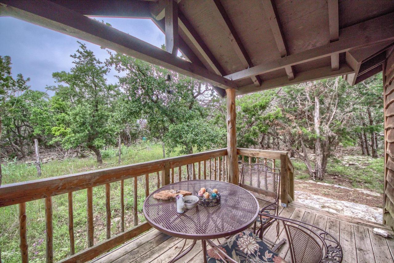 Cedar Bliss Cabin Villa Fredericksburg Exterior photo